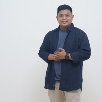 R. M. Izar Alif M. M. I.