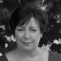 Lorraine Burton