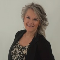 Ruth Saunders