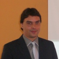 VITOR COSTA REZENDE JÚNIOR