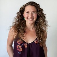 Erin J Simons
