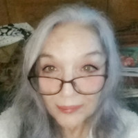 Dr Linda Clutterbuck