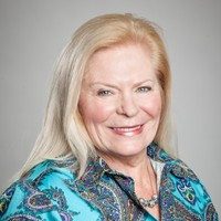 Karen Hallows