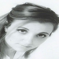 Jacqueline Smuts