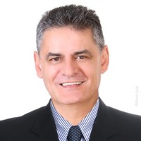 WLADMIR CORREA . ' .