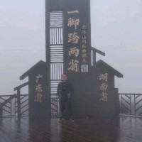 何冠锋