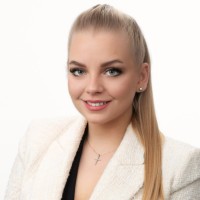Dominika Dezső