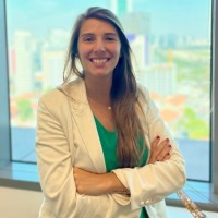 Letícia Médola Valvassori