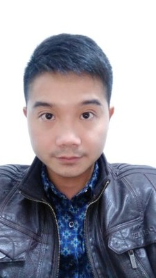何中伟