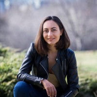 Lora Karamanoleva