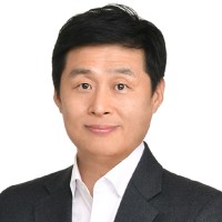 YJ LEE