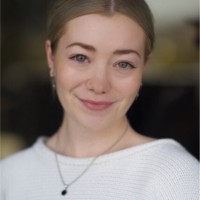 Alexandra Lay