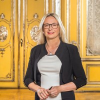 Annett Rennert