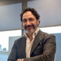 Luis Paredes Echeandia