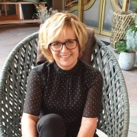 Esther Lüthi