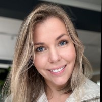Linda Naustrøm