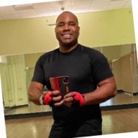 Eric J Sanders