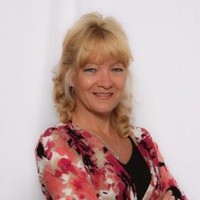 Carrie Oliver