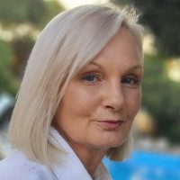Louise Golden