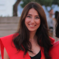 Zumrut Sezersan