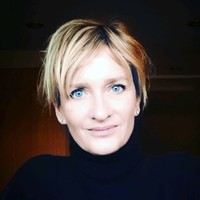Susan Hollowood