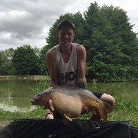 Tom Davies