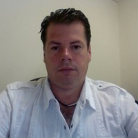 Arturo Leal