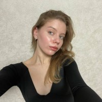 Viktoria V.