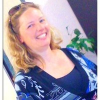 Yvette Van Den Boom