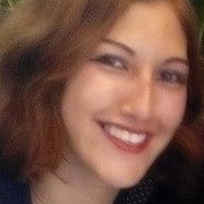 Iris Bello