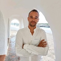 Roberto Velasco Iglesias