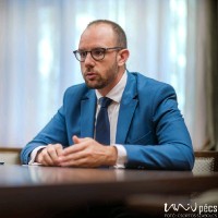 Péter Árvai