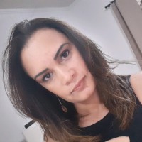 Aline L.