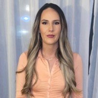 Leah Sanderson