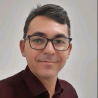 ROBERVAL ARAUJO
