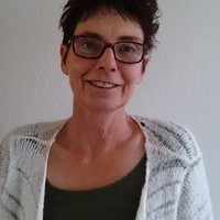Elly Schout