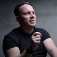 Alex PackhamAlex Packham is an Influencer