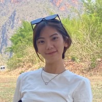 Wenwen Yang
