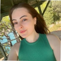 Ayça Nur G.