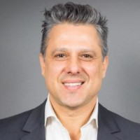 Tom Vlahek