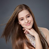 Julia S.