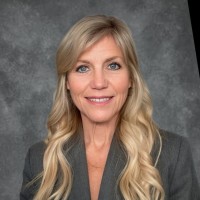 Kim D.