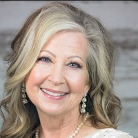 Dena Lloyd