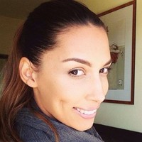 Lauren J Stone