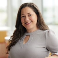 Karen Reinecke, Mos