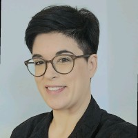 Marion Leonhard
