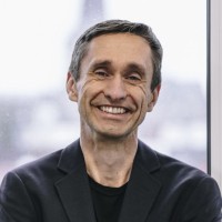 Prof. Dr. Oliver Roll
