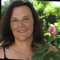 Annemieke Lobik
