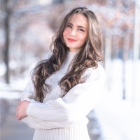 Veronika D.