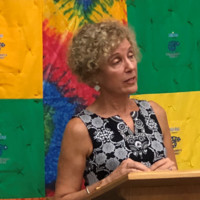 Sue Knight